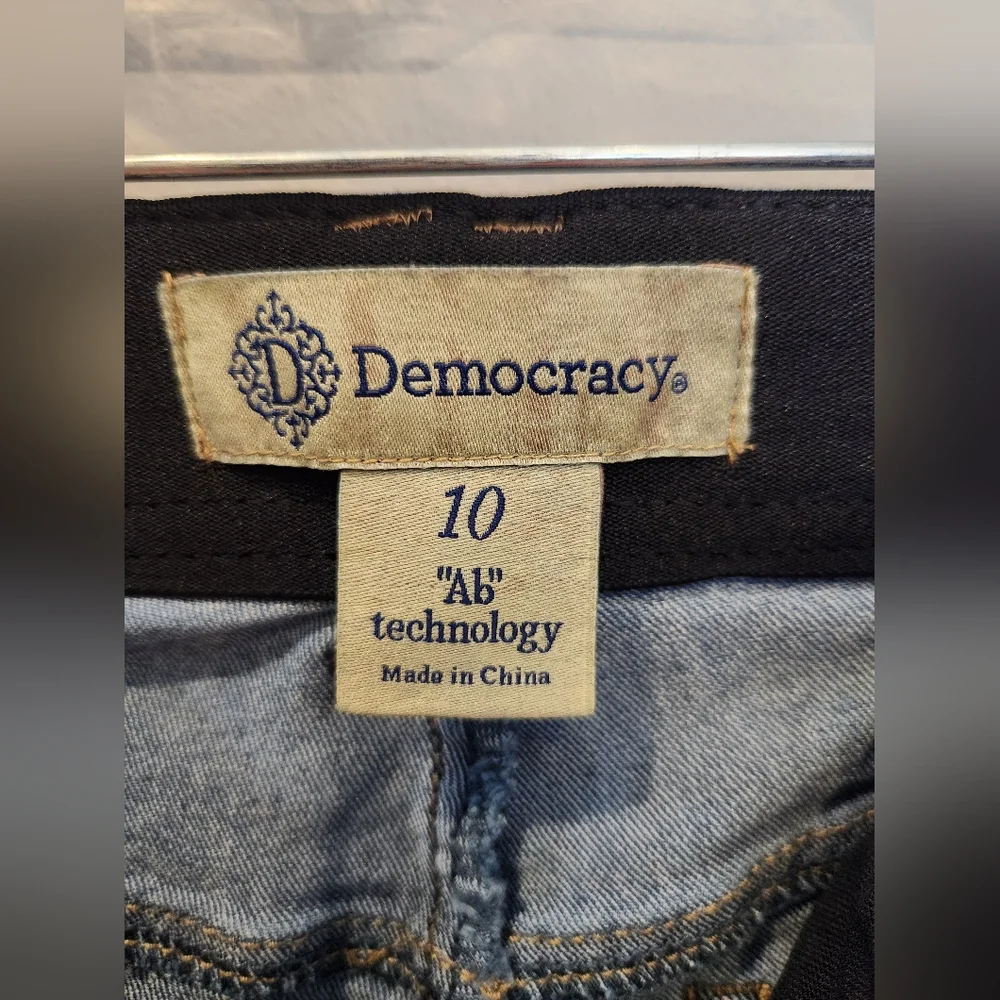 Democracy Blue Flare & Wide Leg Jeans - Picture 3 of 4